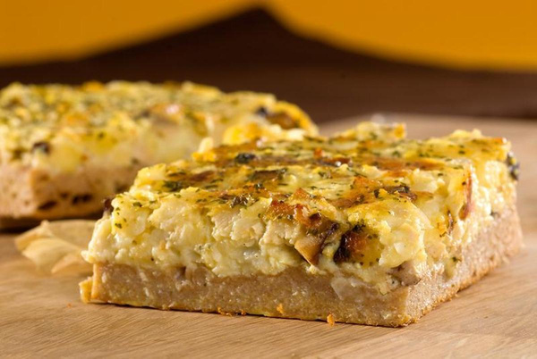 Produktfoto zu Zwiebelkuchen mit Räuchertofu